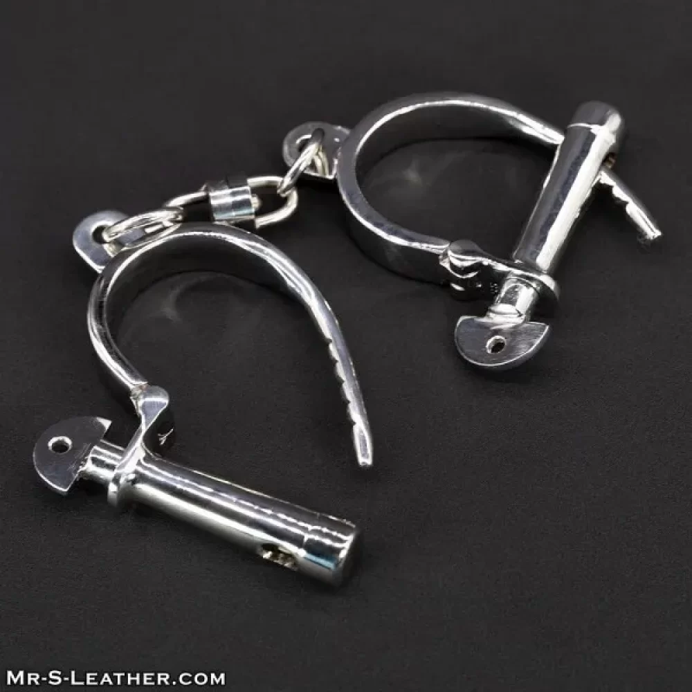 Darby Style Handcuffs image 1.webp