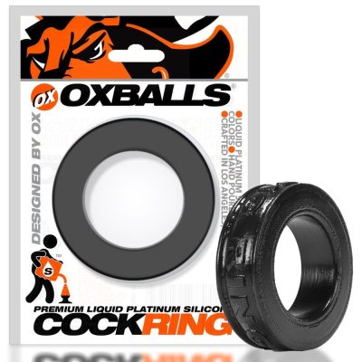 Pig Ring black with package 1.jpg