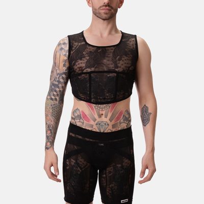 crop top naif.jpg