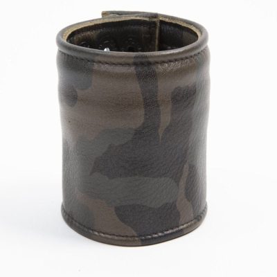 products mensroom.mens .gay .fetish.lgbtq .leather.cuff .wallet.army .camo .00014 1.jpg